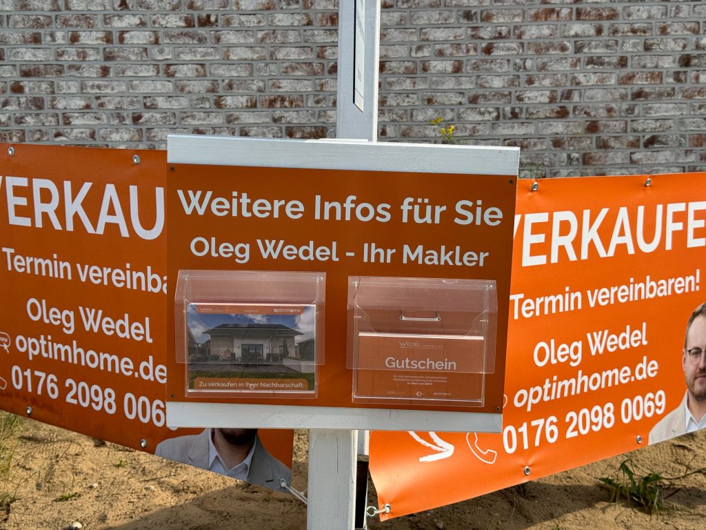 Prospekthalter Zu verkaufen haus in büchen